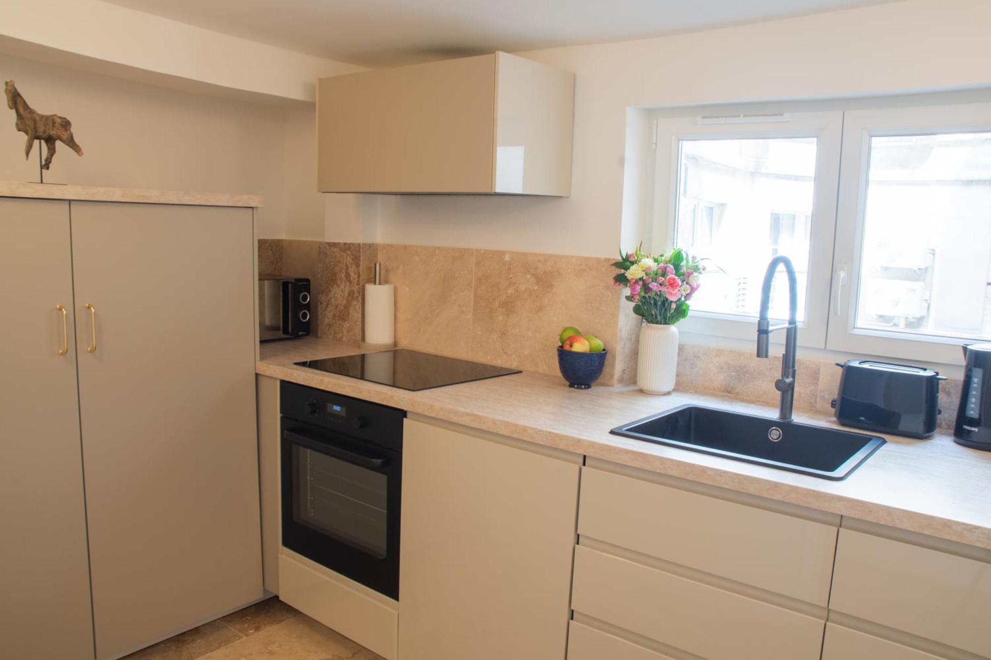 Quartier Libre Madeleine Aparthotel 4*