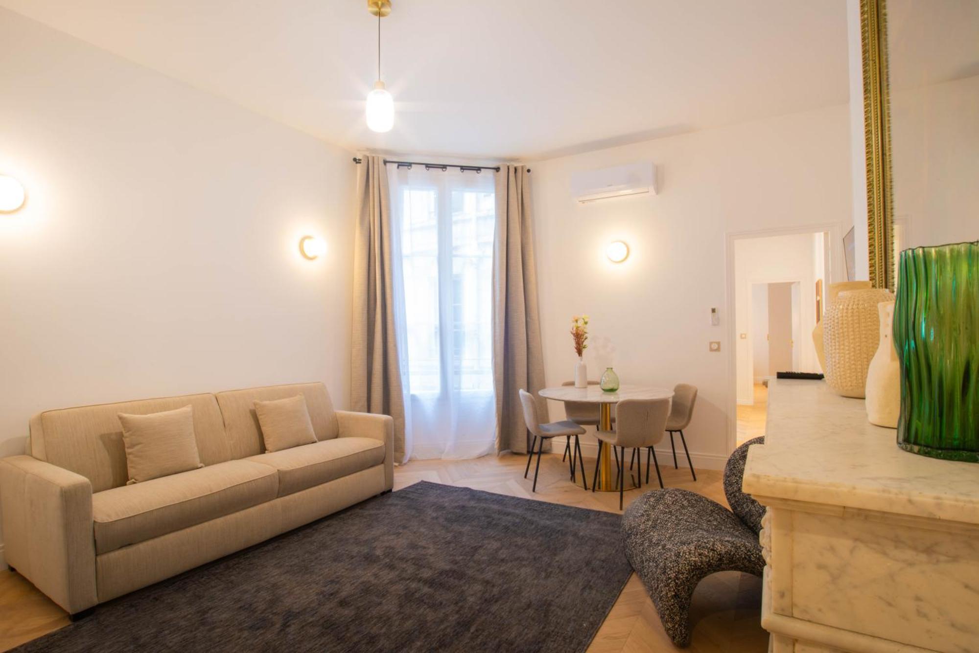 Aparthotel Quartier Libre Madeleine 4*