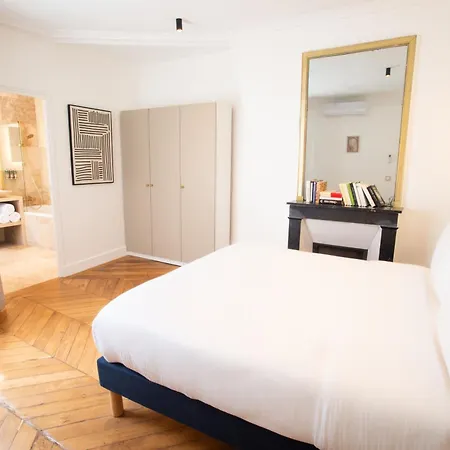 Quartier Libre Madeleine Aparthotel Parigi