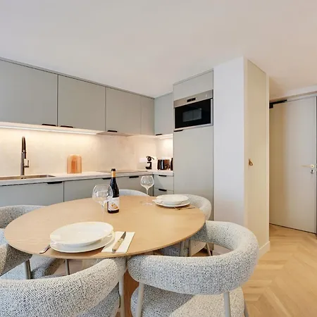 Quartier Libre Madeleine Aparthotel Parigi