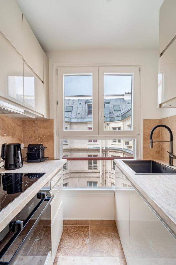 Quartier Libre Madeleine Aparthotel Paris