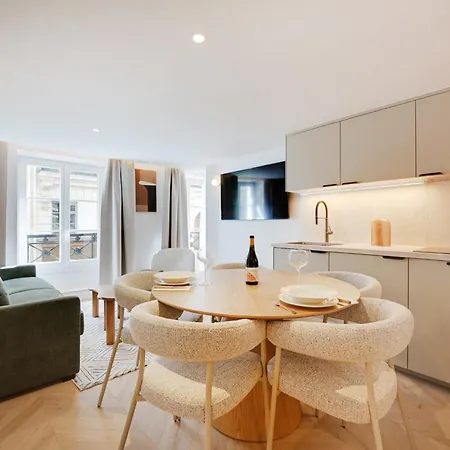 Quartier Libre Madeleine Aparthotel Paris